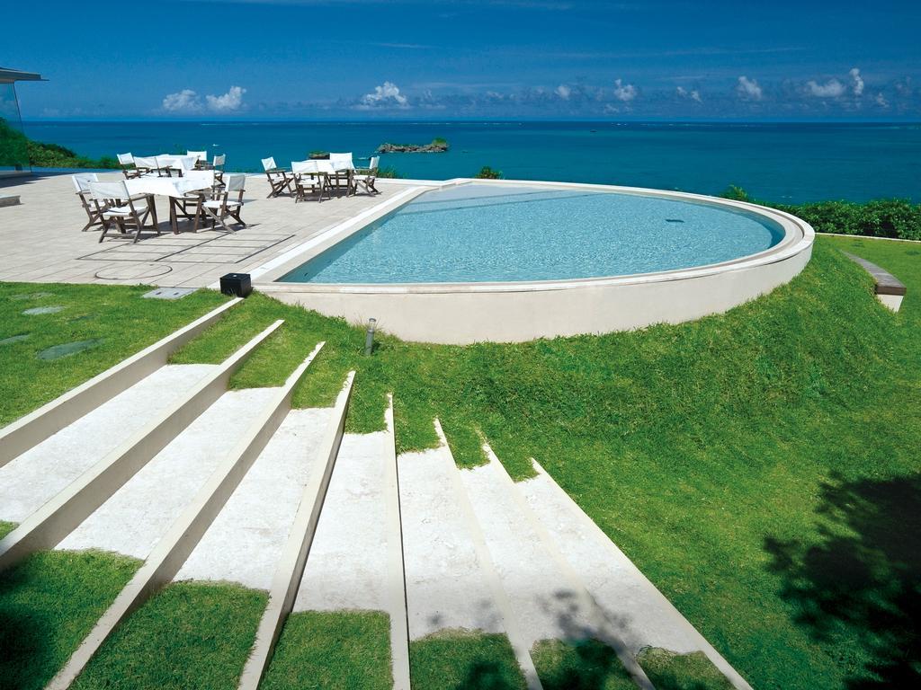 Hotel Hamahigashima Resort Uruma Exterior photo